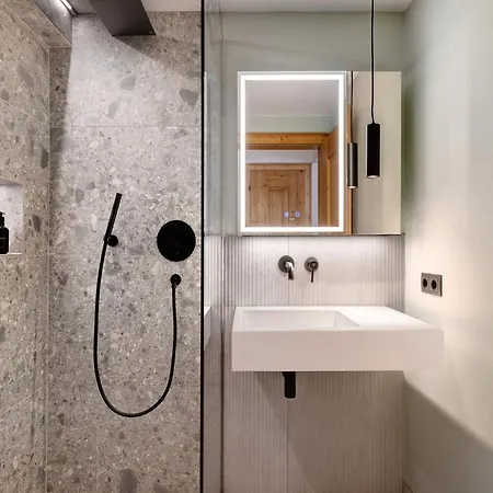 Steinbock - St Anton * サンクト・アントン・アム・アールベルク